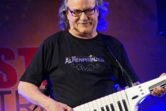 194.JPG